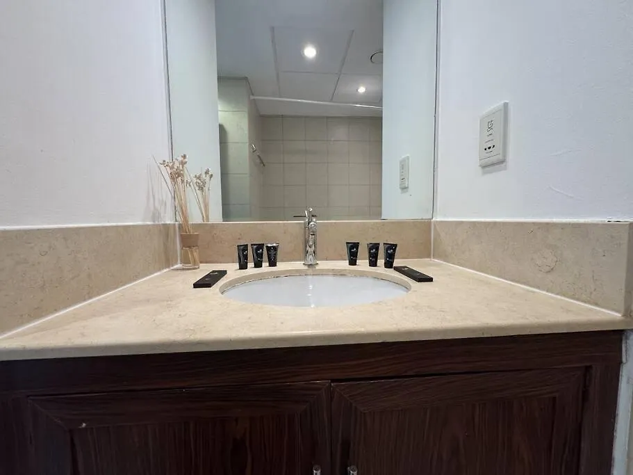 Layali - Downtown Dubai Retreat With Stunning Burj Khalifa & Fountain With City View